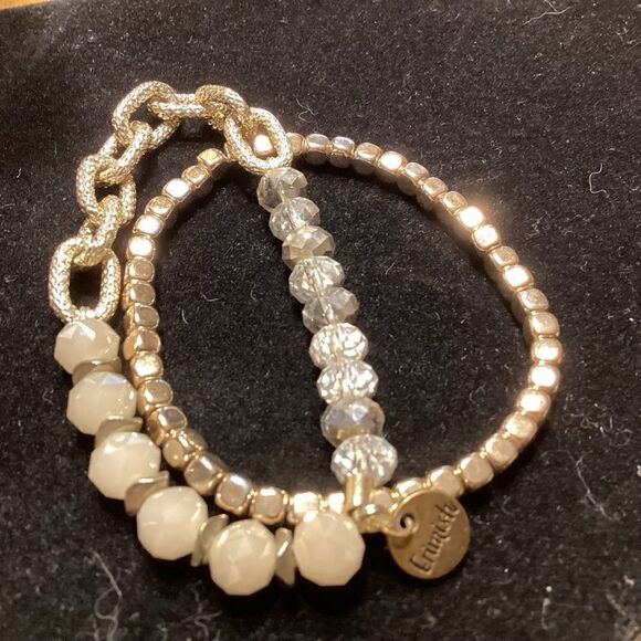 Jewelry - Another Great Set of 2 Stretchable Bracelets.